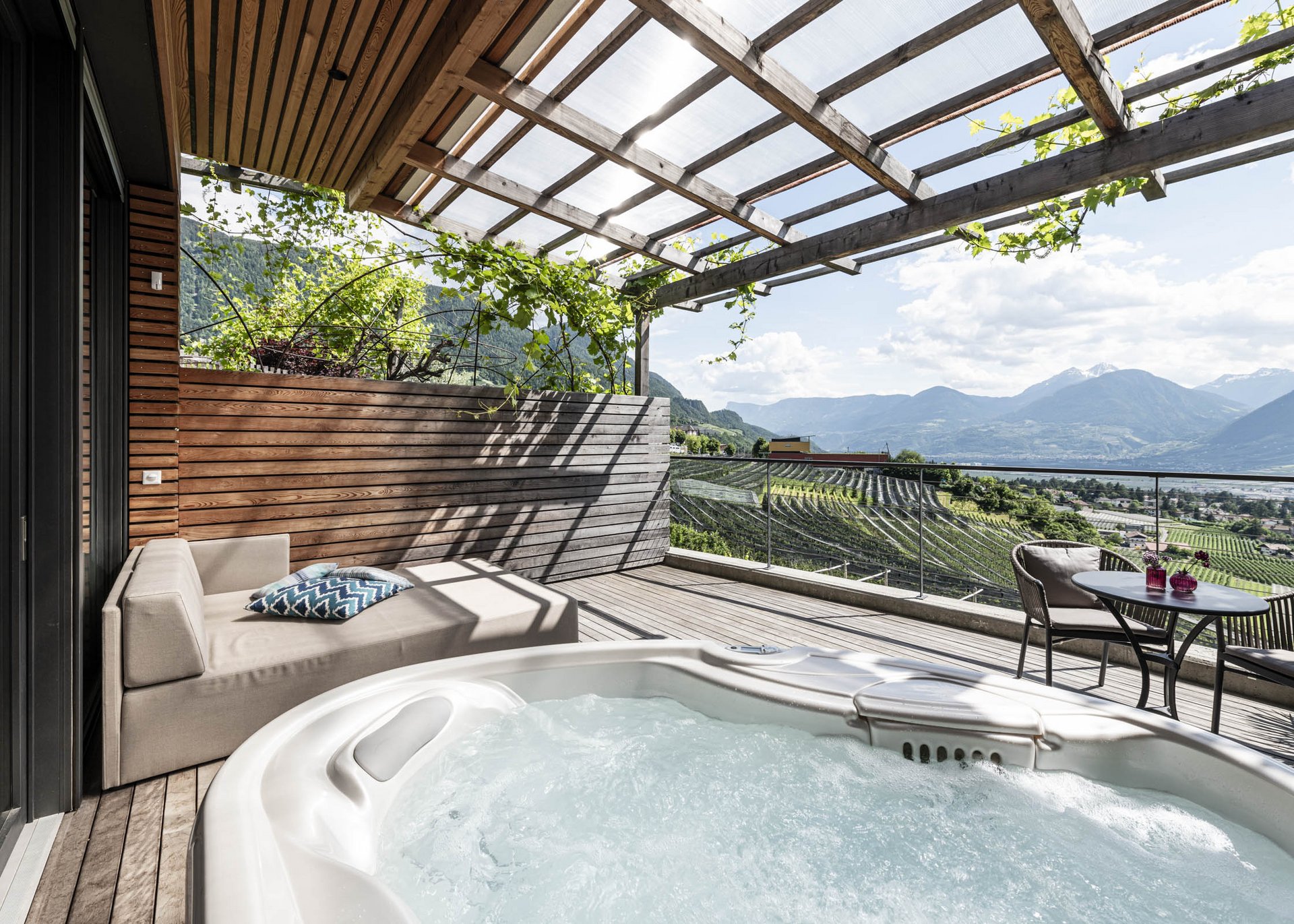 Eschenlohe, Ihr Adults-only-Hotel in Südtirol Eschenlohe, Ihr Adults-only-Hotel in Südtirol