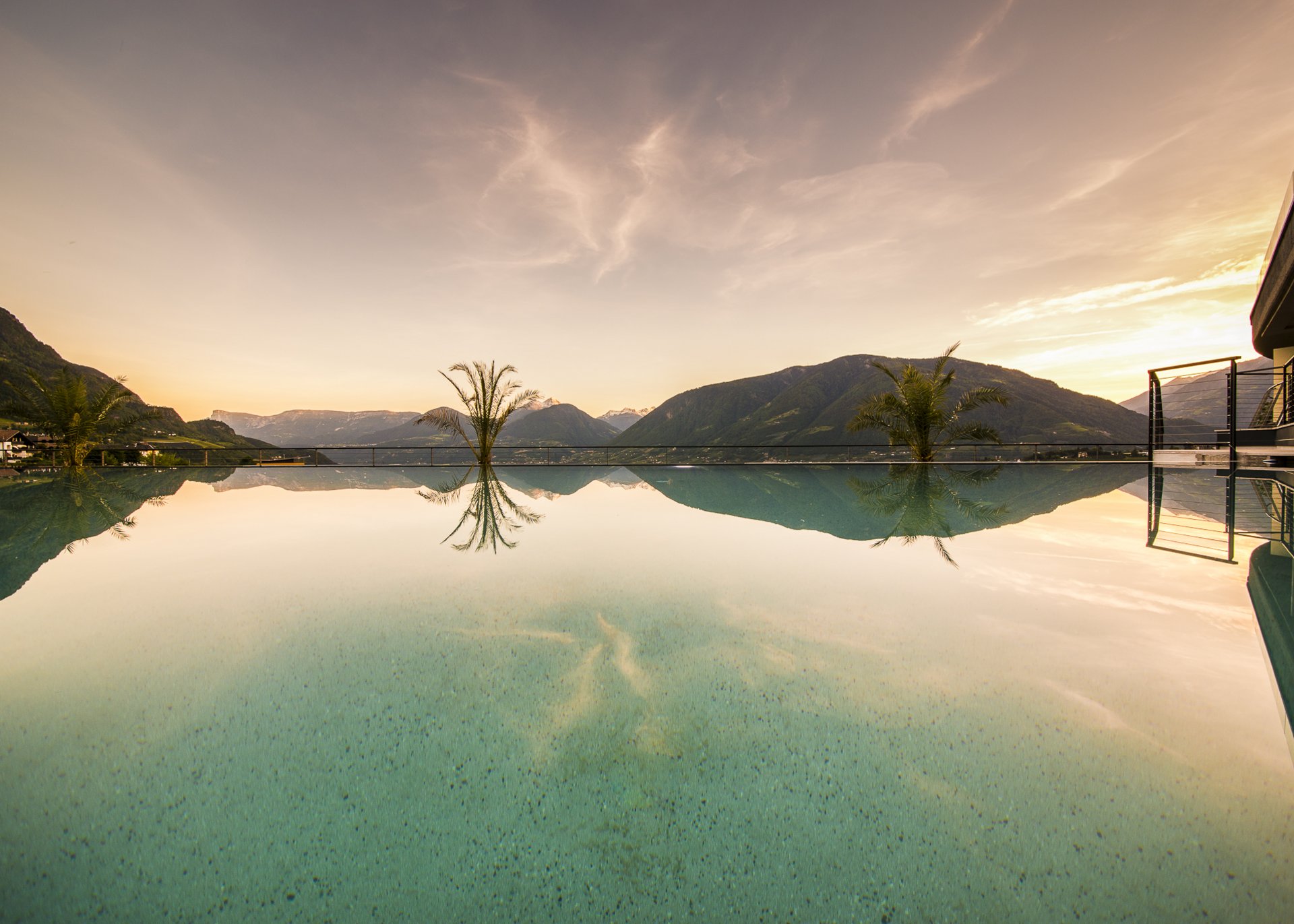 Eschenlohe: Ihr Hotel in Schenna mit Infinity Pool